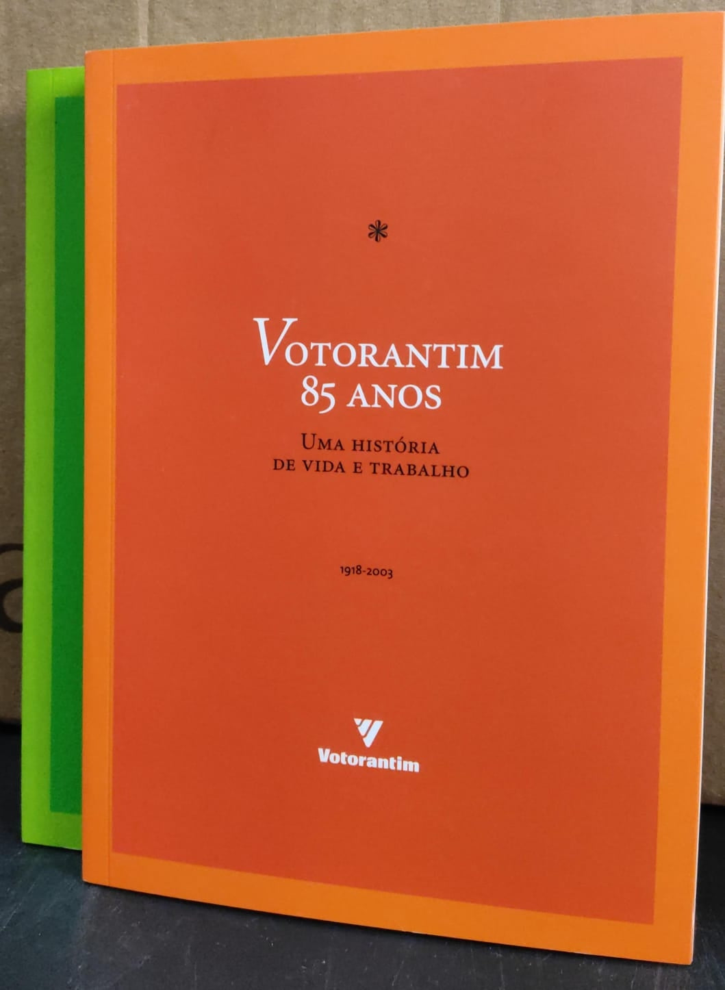 Votorantim 85 Anos - Uma História de Vida e Trabalho (vols 1 e 2)