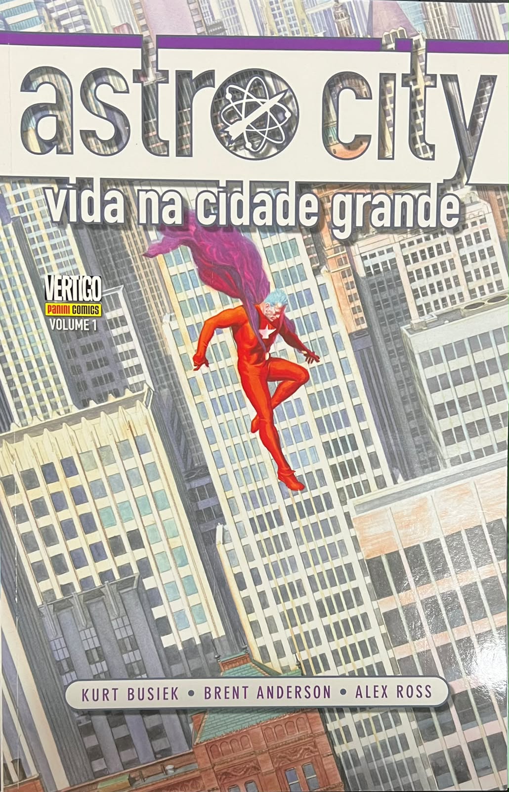 Astro City: Vida na Cidade Grande (vol. 1)